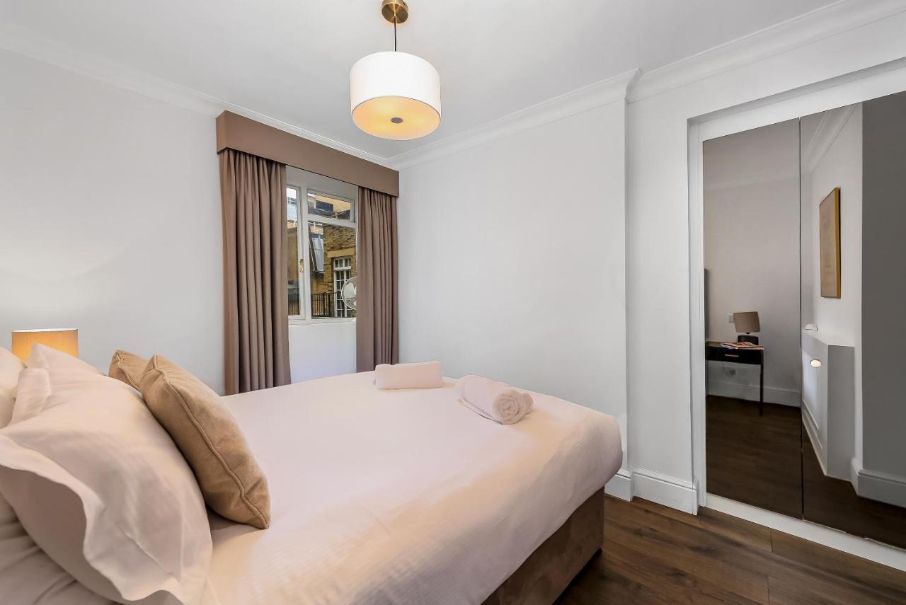 Appartamento 10 Curzon Street By Mansley Londra Esterno foto