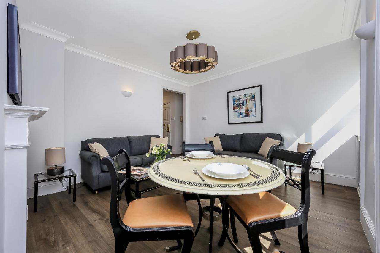 Appartamento 10 Curzon Street By Mansley Londra Esterno foto