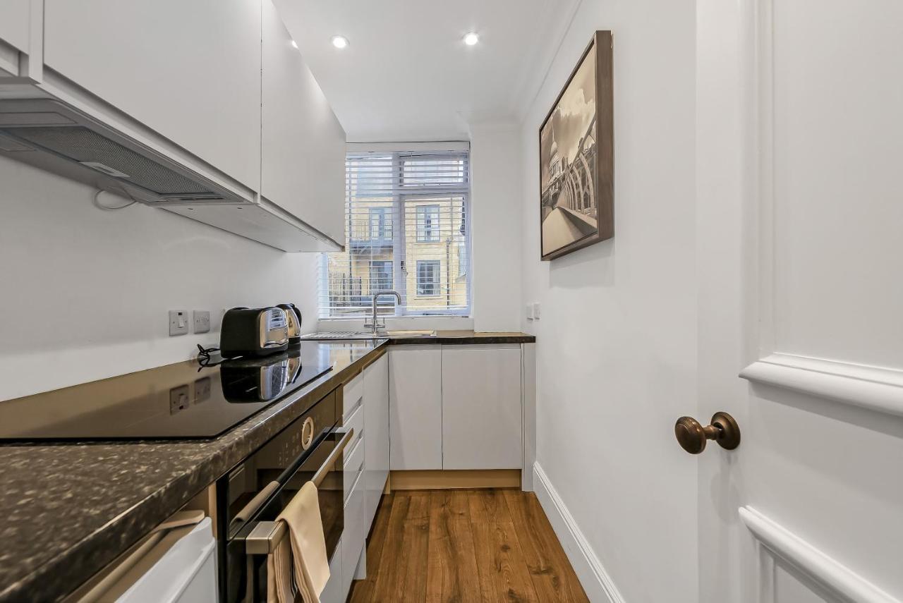 Appartamento 10 Curzon Street By Mansley Londra Esterno foto