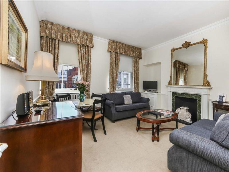 Appartamento 10 Curzon Street By Mansley Londra Esterno foto