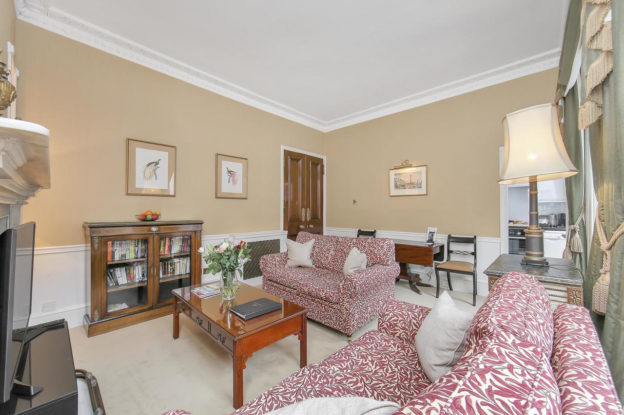 Appartamento 10 Curzon Street By Mansley Londra Esterno foto